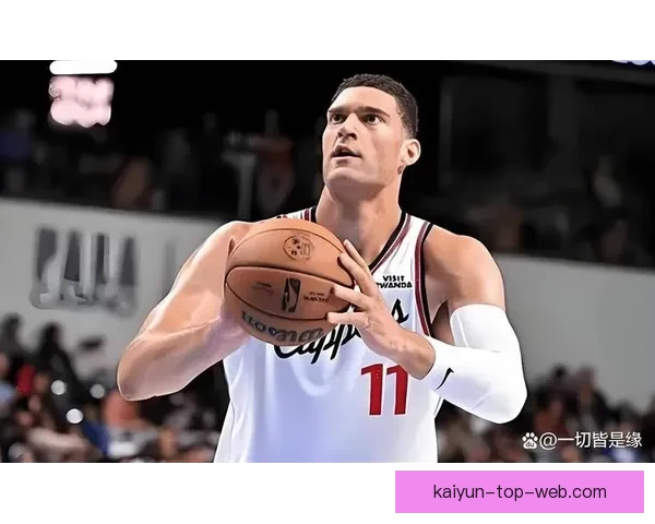 快船五连胜力克雄鹿小卡连场高分大洛迎盖帽里程碑